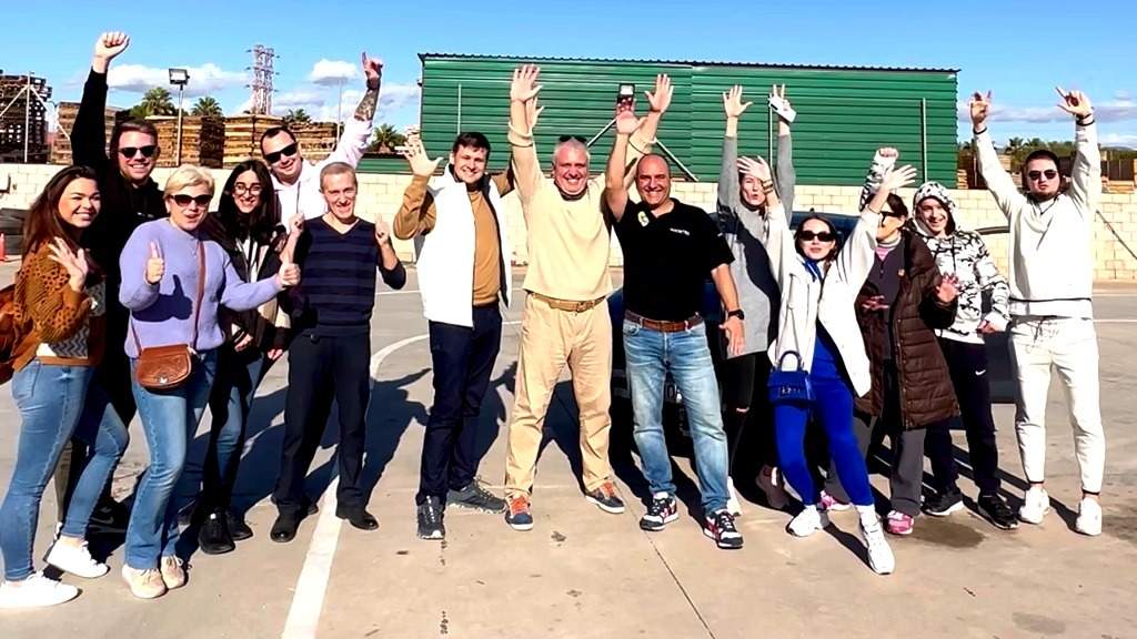 Инструктор вождения в Испании